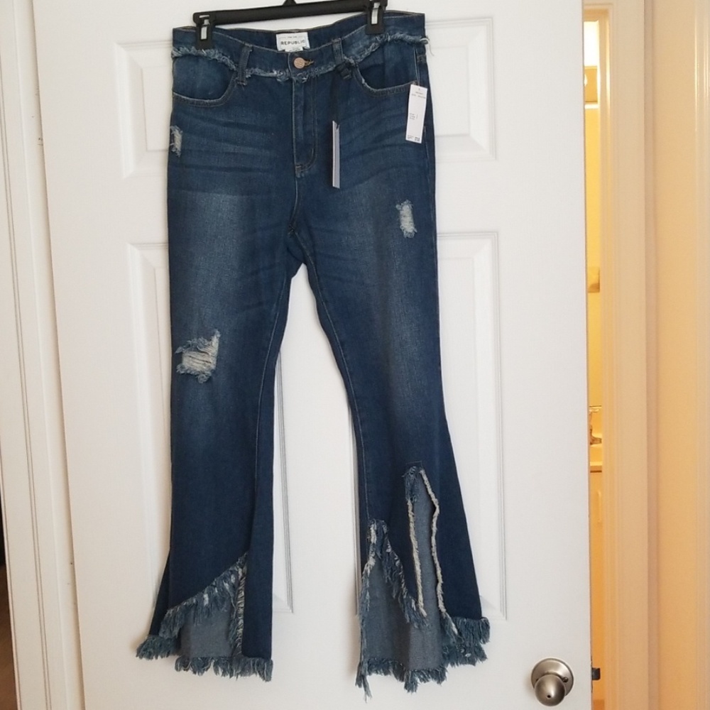 Distress Crop Flared Jean's